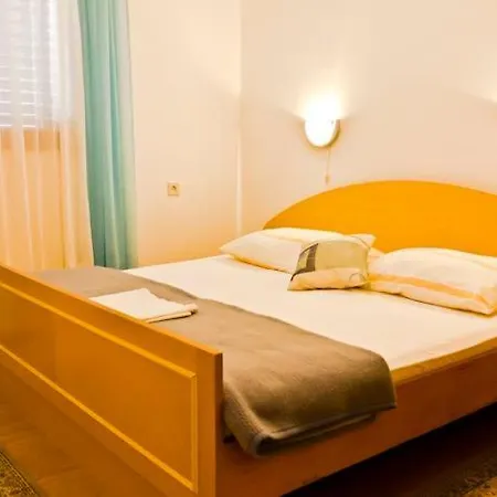 Viktor Rogoznica 3* Rogoznica (Sibenik-Knin)