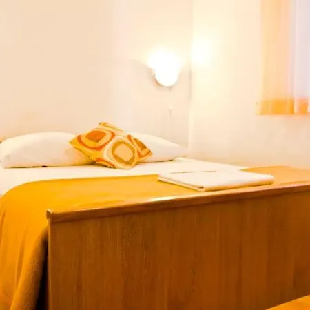 Viktor Rogoznica Rogoznica (Sibenik-Knin)