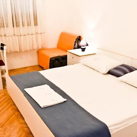 Viktor Rogoznica Guest house