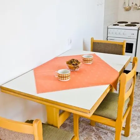 Viktor Rogoznica Guest house 3*